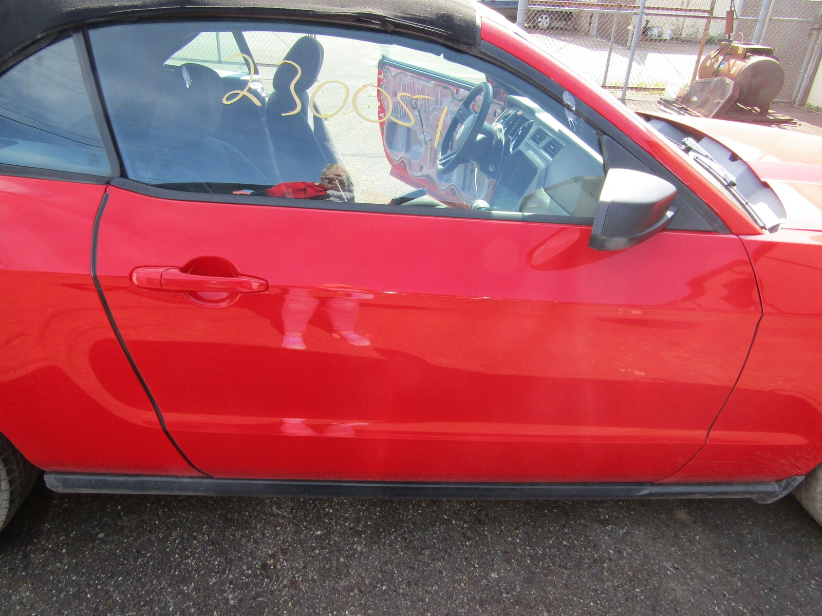 FRONT DOOR SHELL RED PQ CONVERTIBLE FORD MUSTANG Right 10 11 12 13