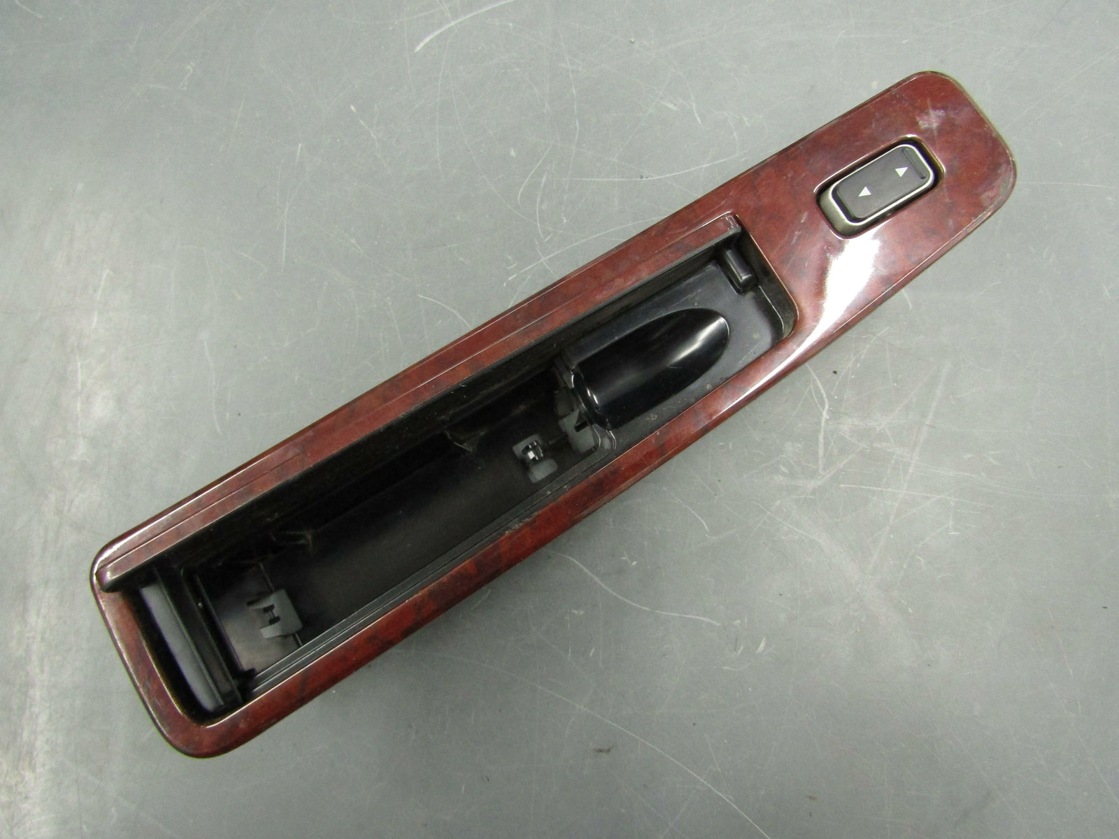 Landgraff DOD系 MOD ヴィンテージスイッチmod 　2ｓｗ LINCOLN TOWN CAR: Left Rear Window Door Switch 2003 – Fox Auto