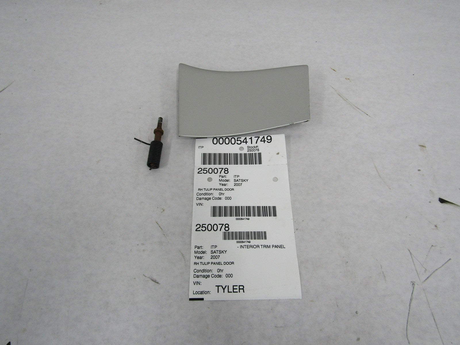 TULIP PANEL DOOR RIGHT PASSENGER SATURN SKY 07 – Fox Auto Salvage