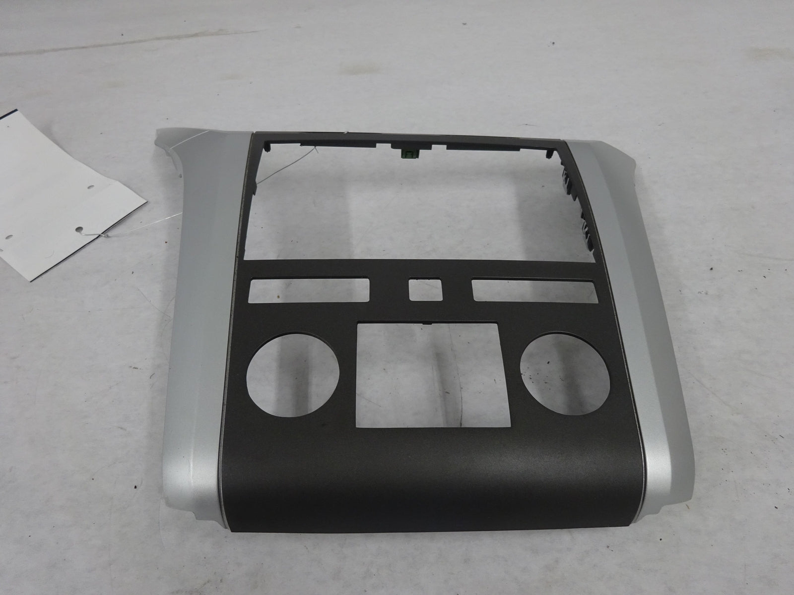 RADIO CONTROL PANEL BEZEL CHEVY TRAVERSE 10 11 12 – Fox Auto Salvage ...