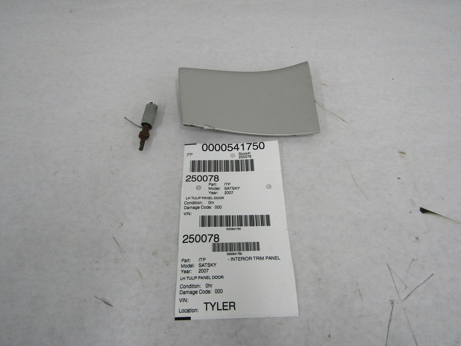 TULIP PANEL DOOR LEFT DRIVER SATURN SKY 07 – Fox Auto Salvage & Parts