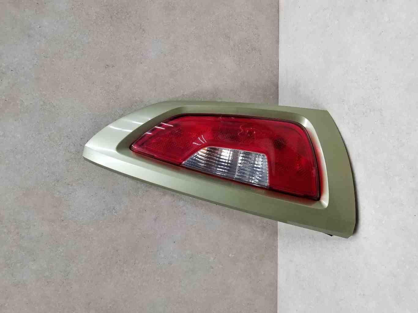 k.s⭐︎⭐︎⭐︎ 12-13 Kia Soul Right Taillight Lamp Passenger Side – Fox