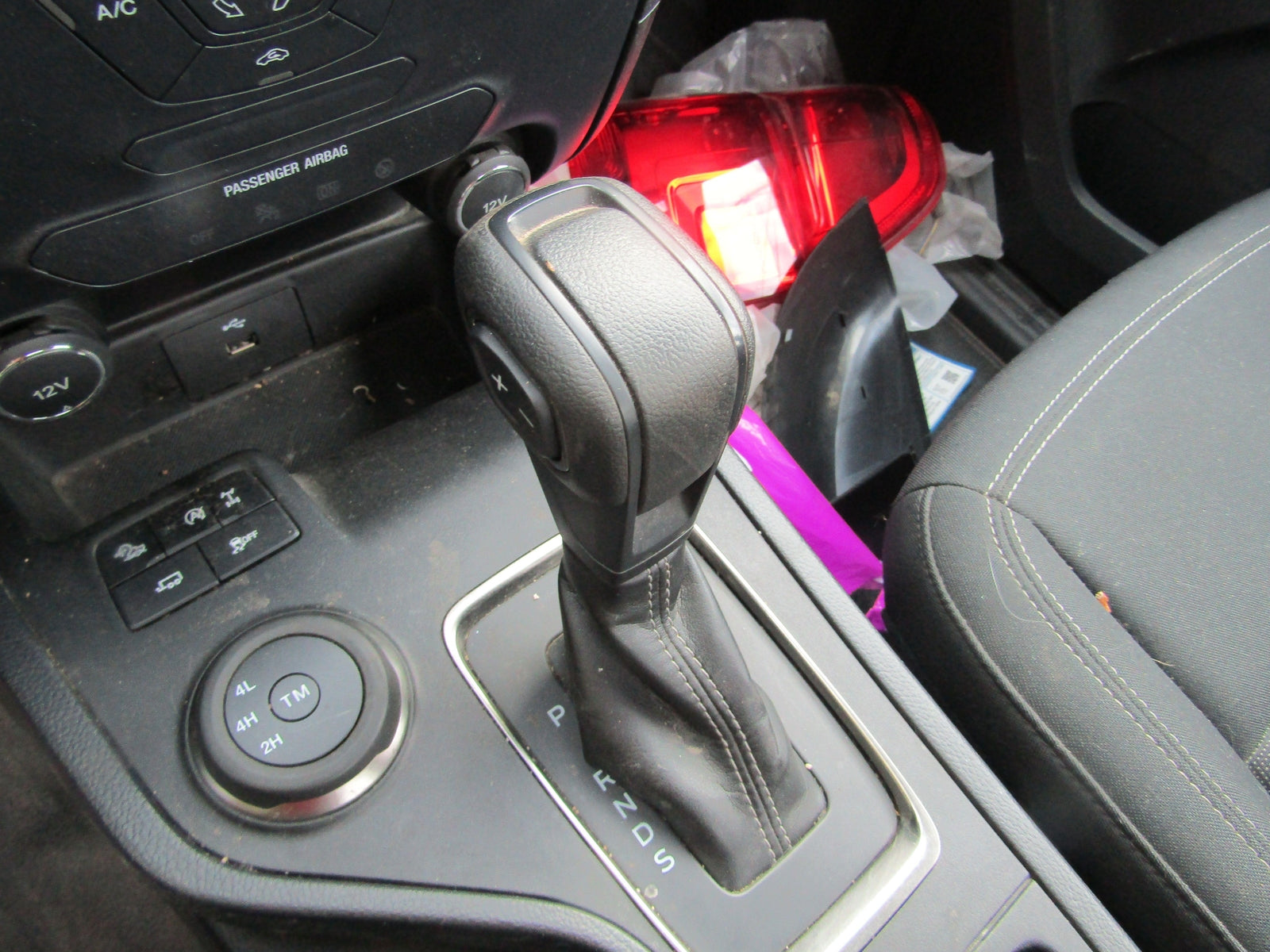 Ford Ranger Shifter Mod FLOOR SHIFTER FORD RANGER 19 – Fox Auto Salvage & Parts