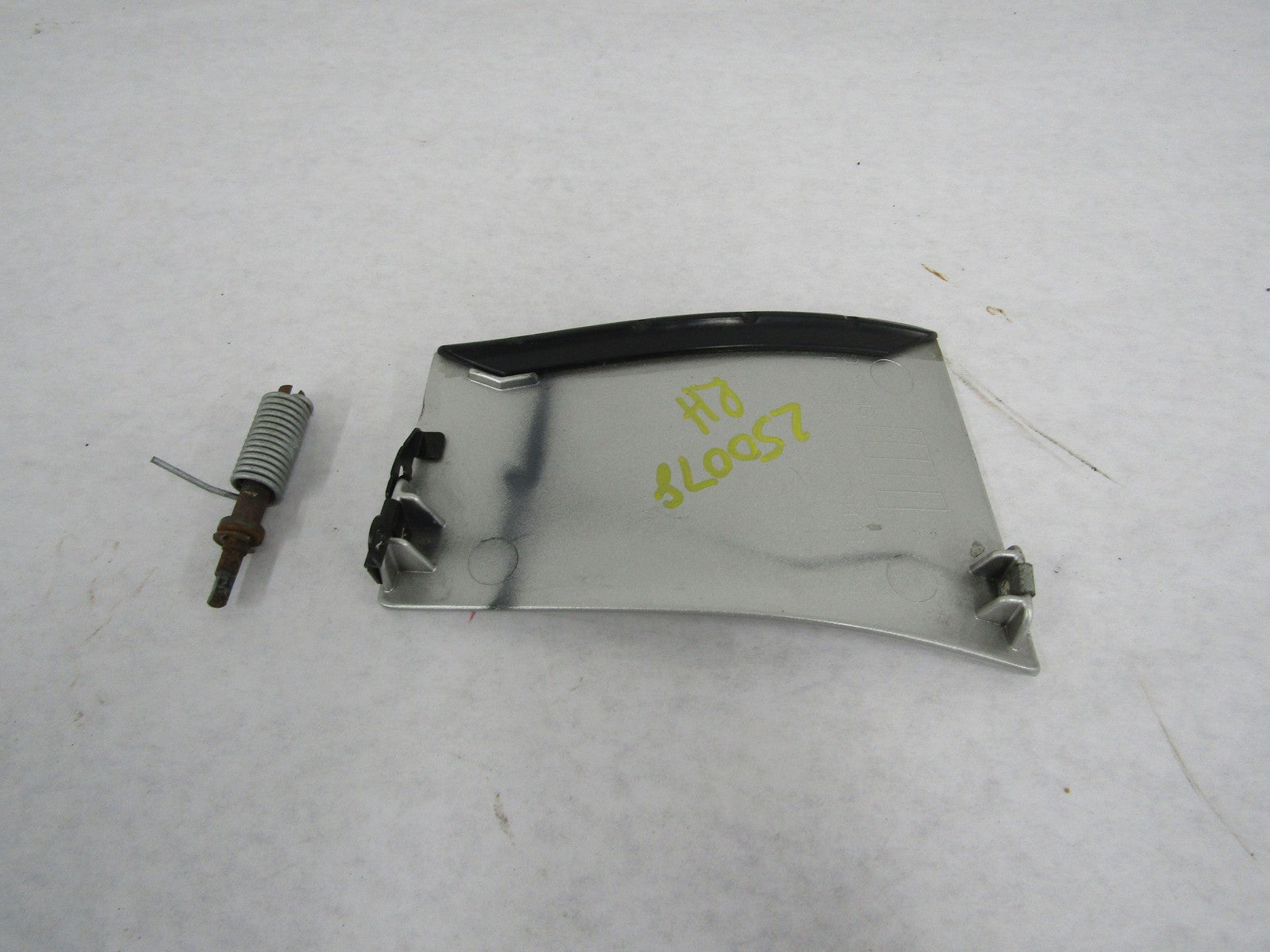 SKY47ページ TULIP PANEL DOOR LEFT DRIVER SATURN SKY 07 – Fox Auto Salvage & Parts