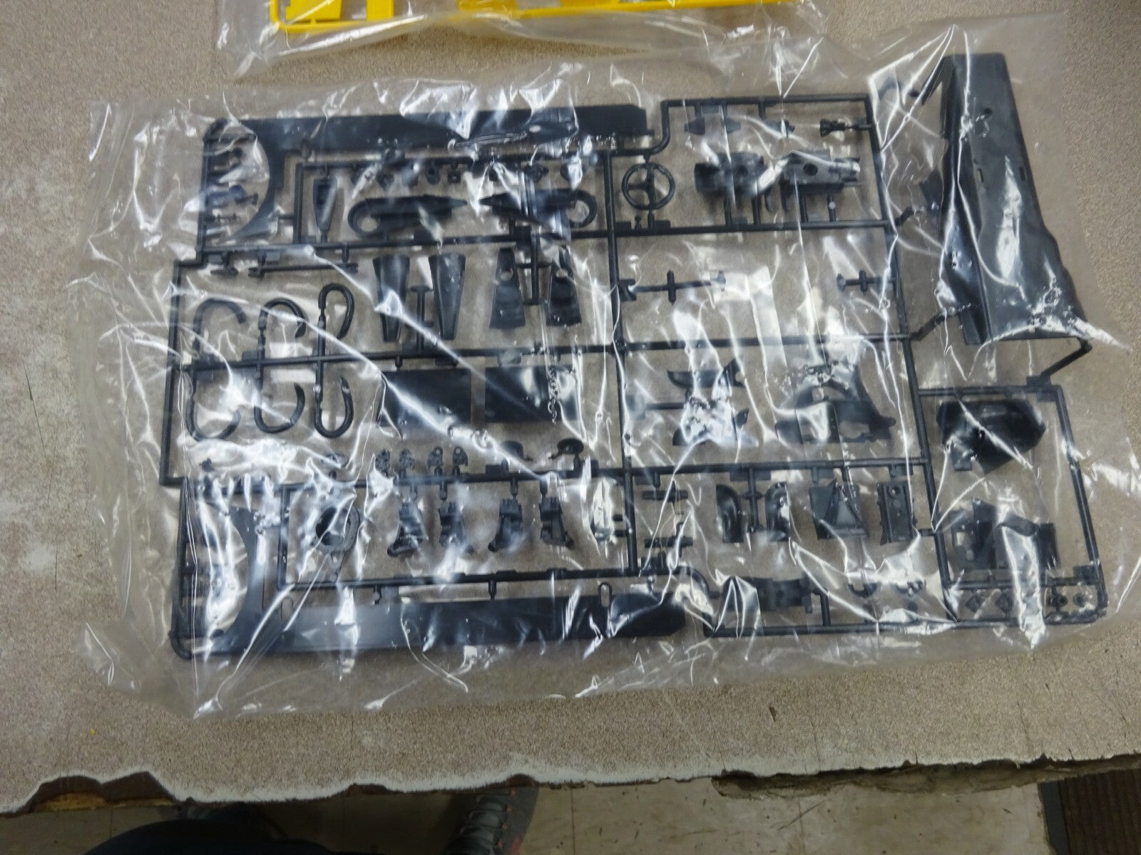 TAMIYA RENAULT RE 20 TURBO 1/12 – Fox Auto Salvage & Parts