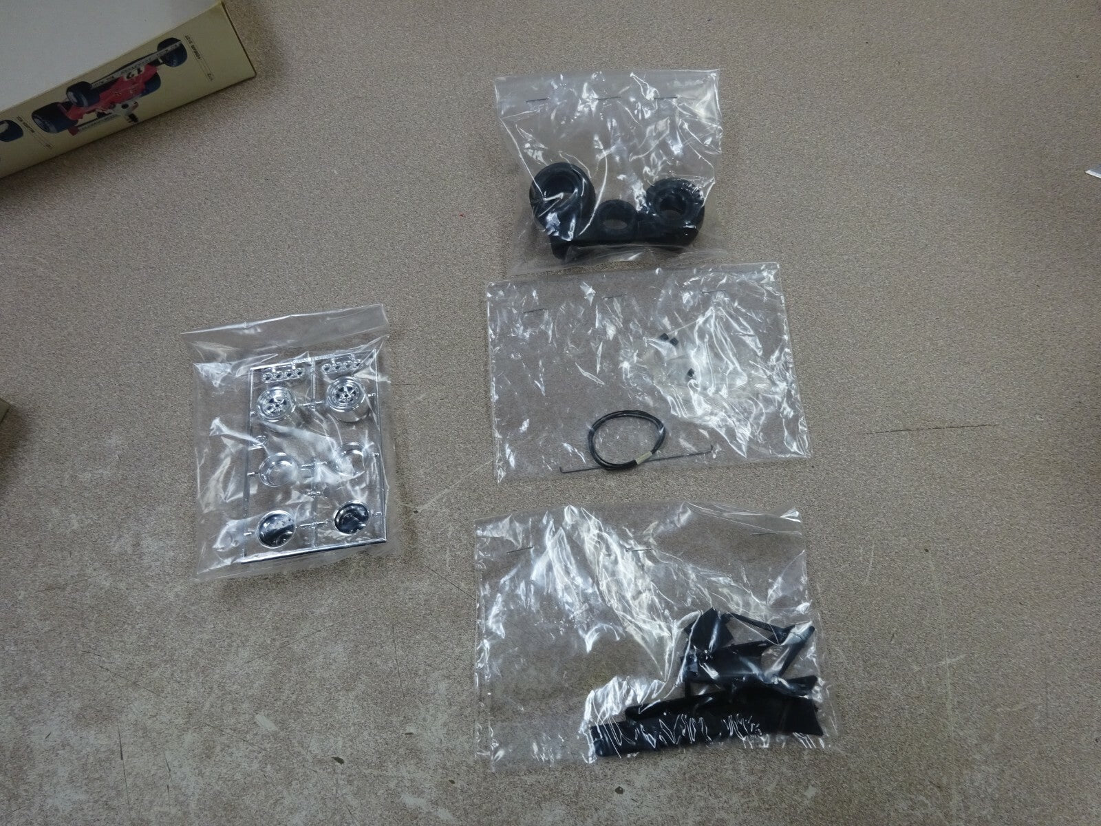 TAMIYA TEAM LOTUS J.P.S.M.k. III 1/20 – Fox Auto Salvage & Parts